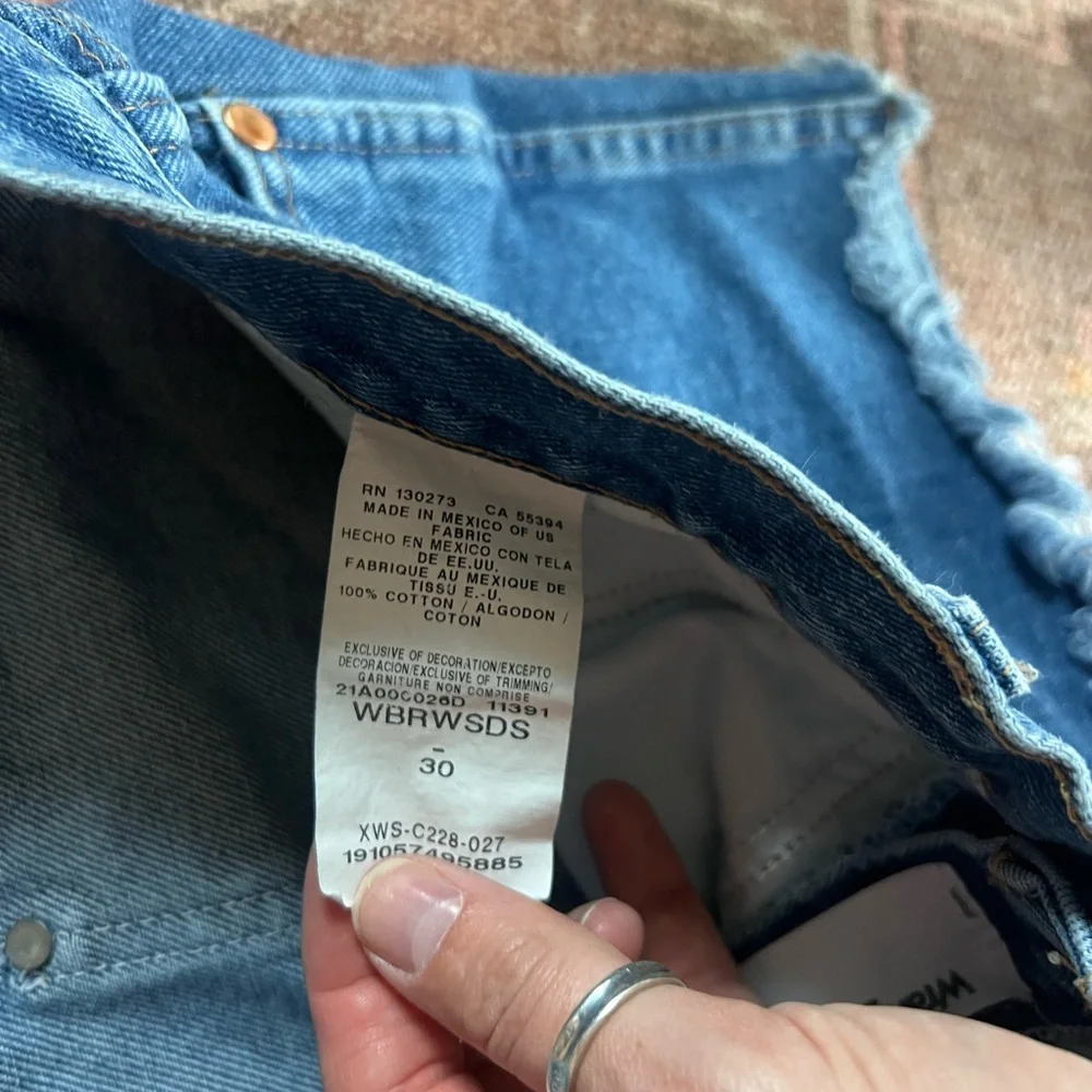 Wrangler Blue Frayed Jean Shorts - Picture 3 of 3